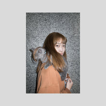 Load image into Gallery viewer, woman_cat_shoulder_17 / FELIX GÄRTNER