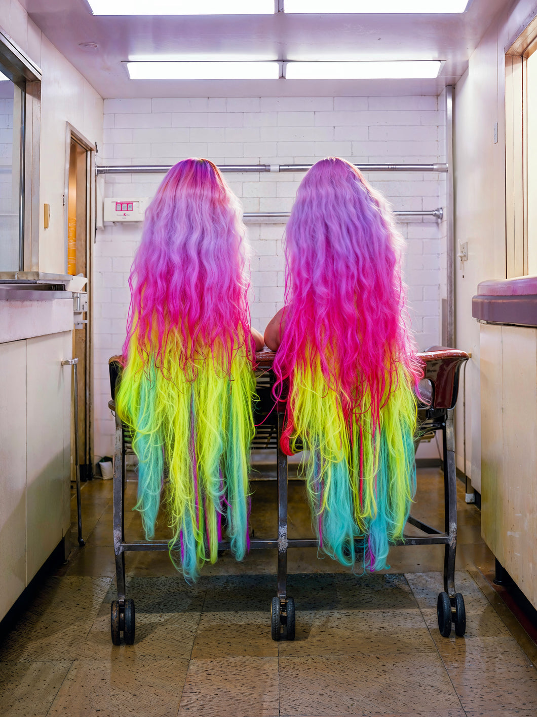 SISTERS MURATI HAIR SALON // MAX KUWERTZ