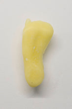 Load image into Gallery viewer, DA STEHT EIN HAUS WO FRÜHER WIESE WAR / MORITZ BERG
